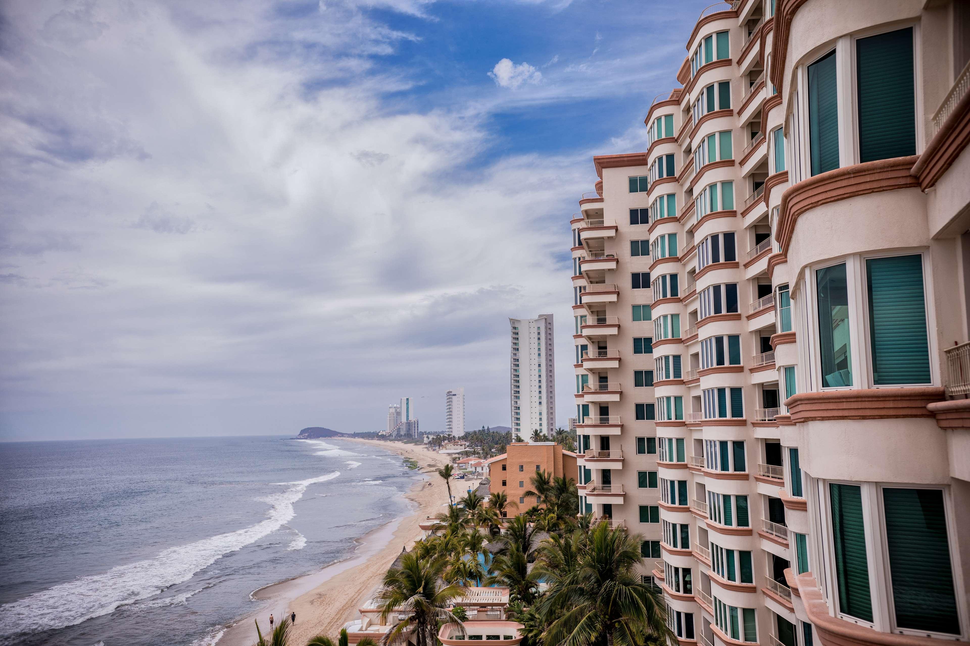 Park Inn By Radisson Mazatlan Exterior photo