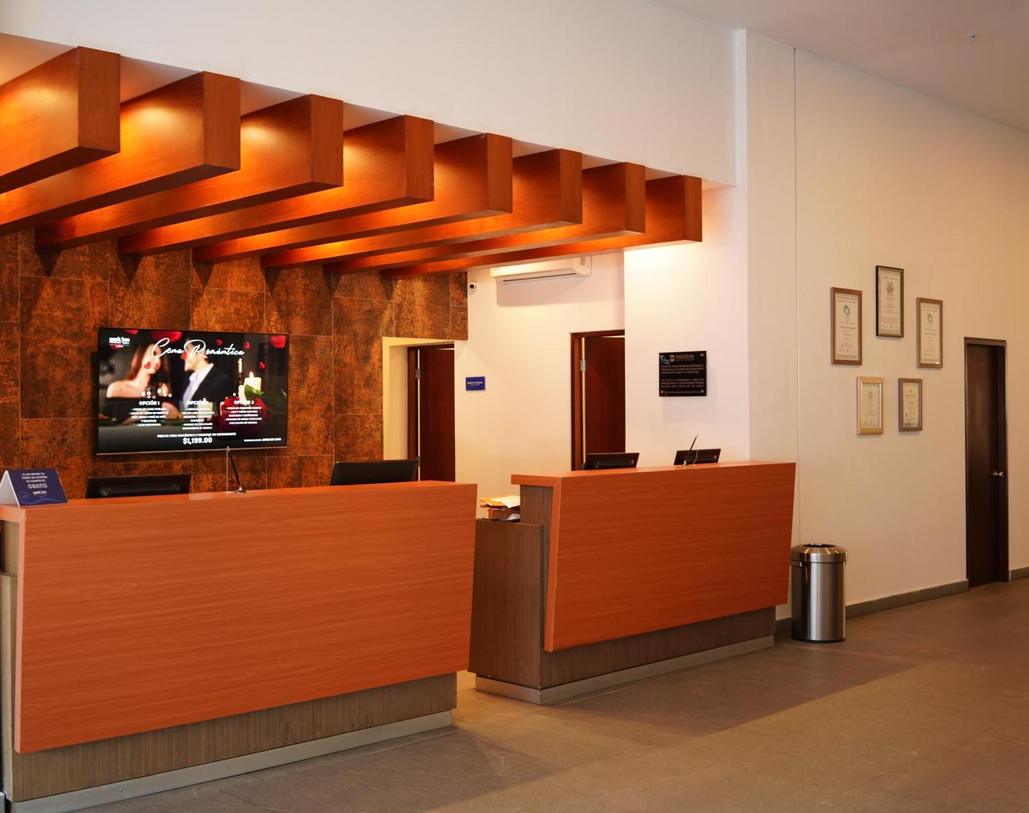 Park Inn By Radisson Mazatlan Exterior photo