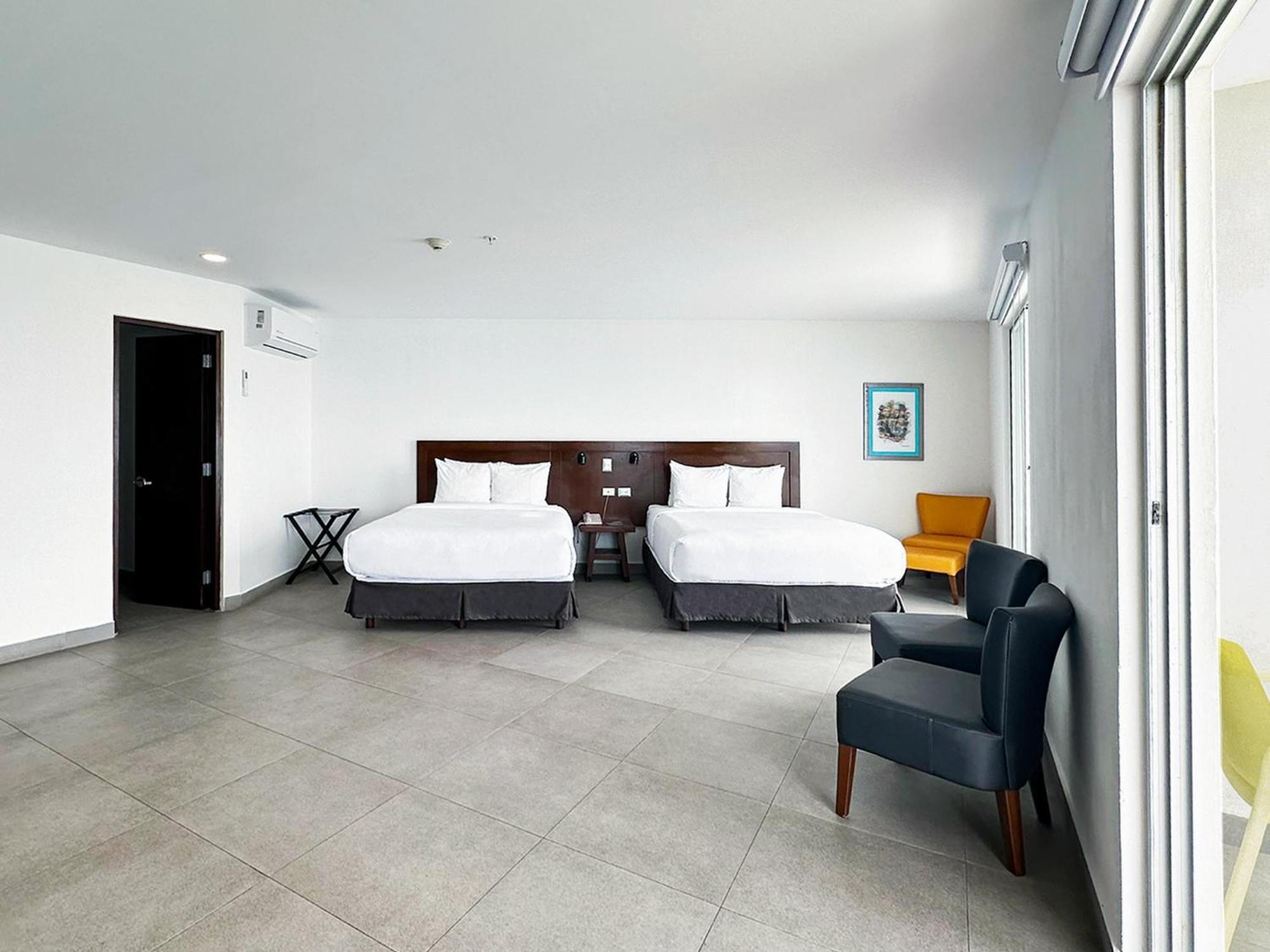 Park Inn By Radisson Mazatlan Exterior photo